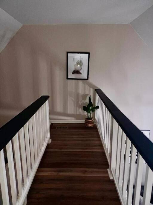Plush Two Bedroom Retreat. A Home Away From Home! Riverdale Ngoại thất bức ảnh
